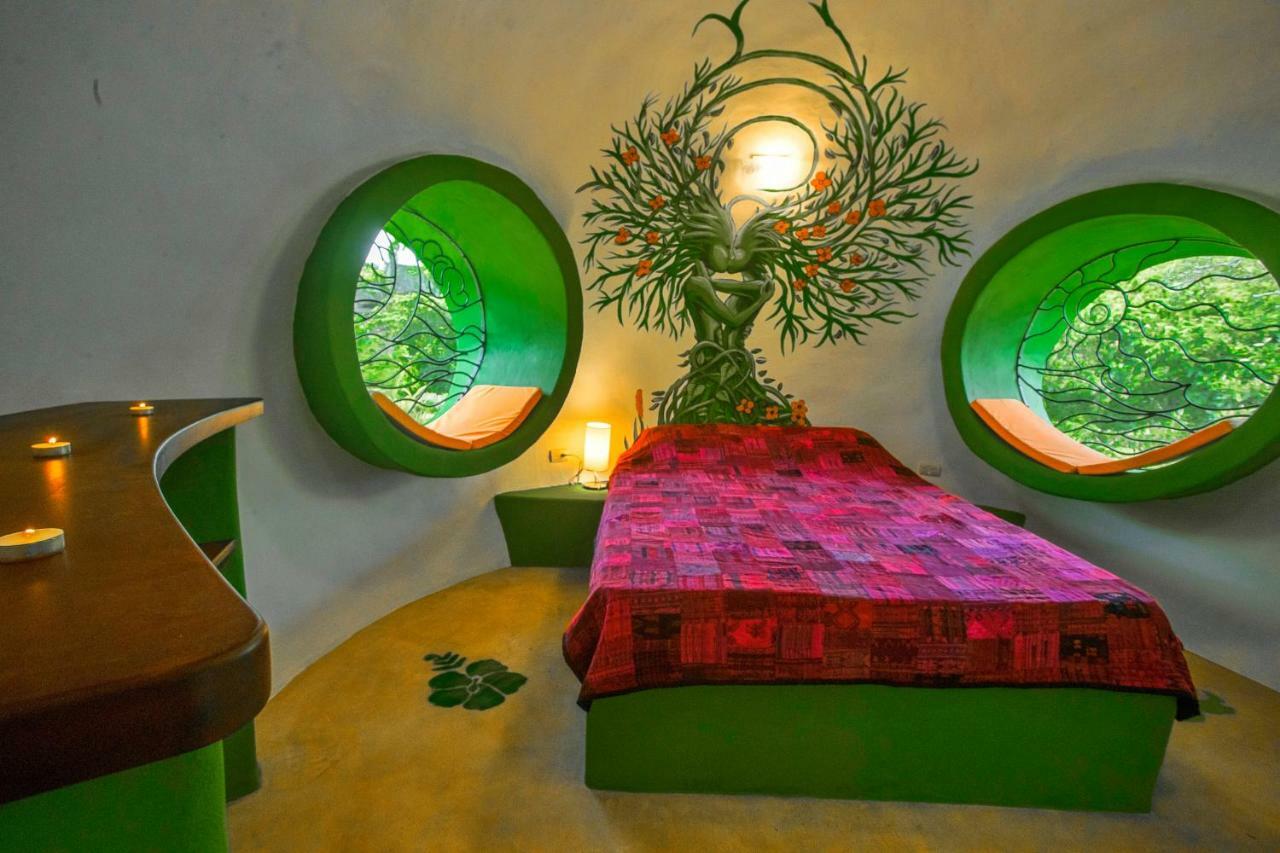 Green Moon Lodge Монтесума Екстериор снимка